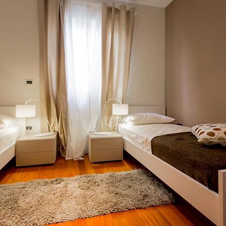 Apartments Stella Ровинско село Екстериор снимка