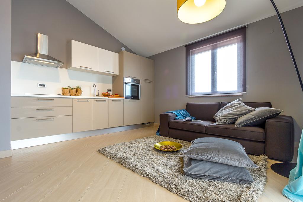 Apartments Stella Ровинско село Стая снимка