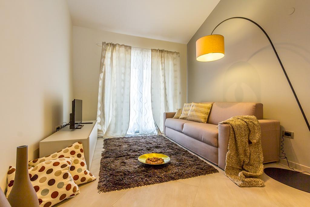 Apartments Stella Ровинско село Стая снимка