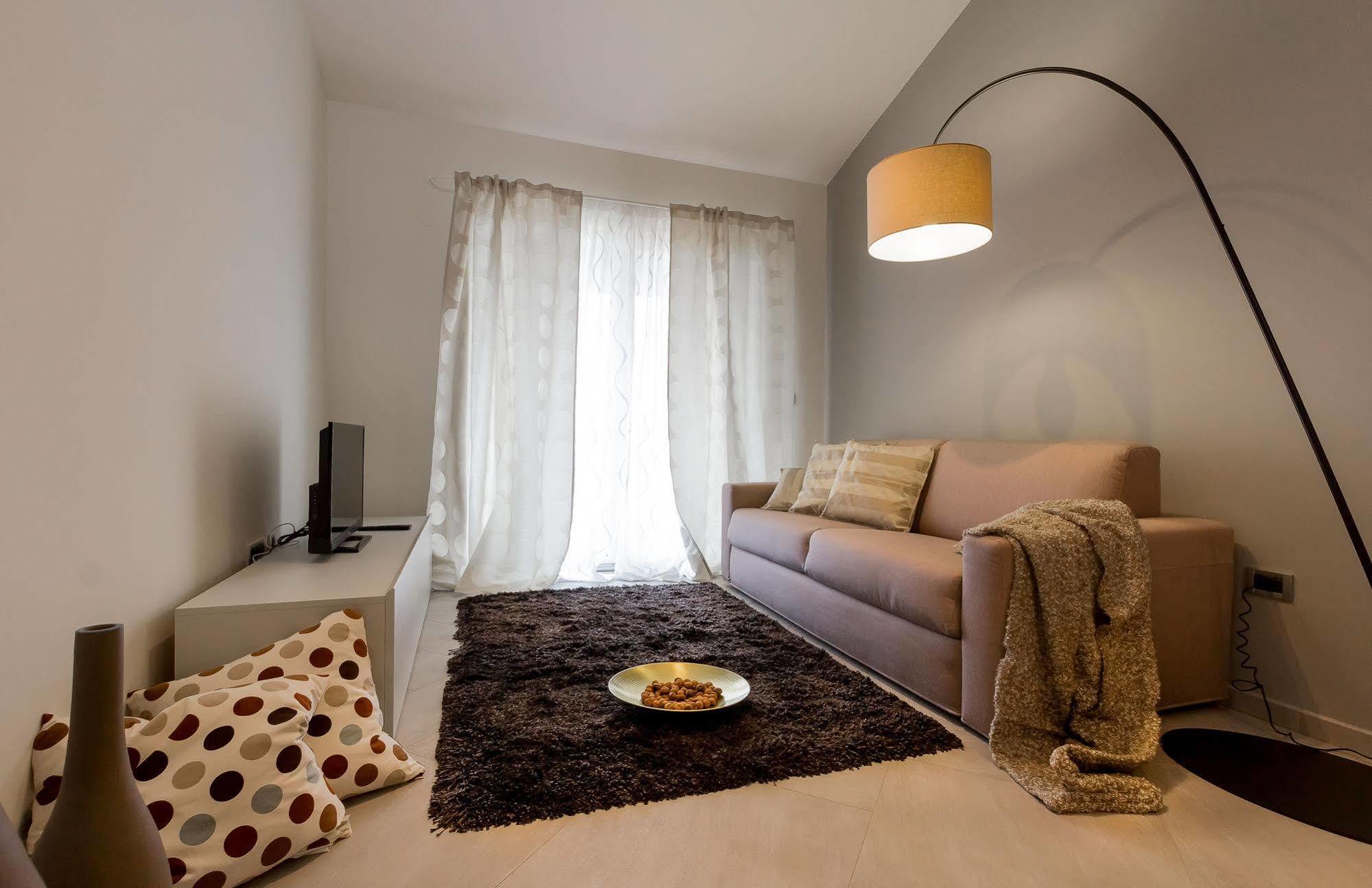 Apartments Stella Ровинско село Екстериор снимка