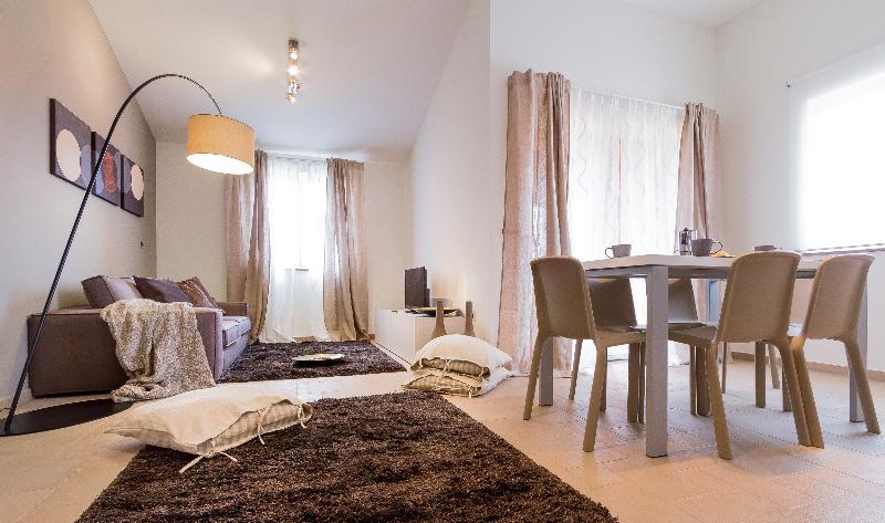 Apartments Stella Ровинско село Екстериор снимка